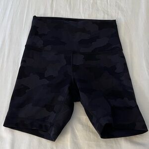 Lululemon Wunder Train High-rise Short 6”